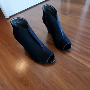 Black open toed booties!